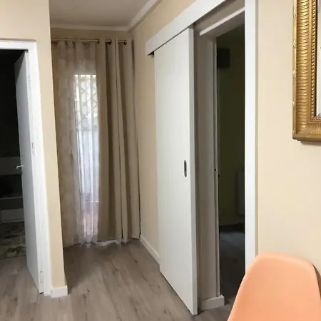 Apartment Comfortable Close To Bunkers Del Carmel! *