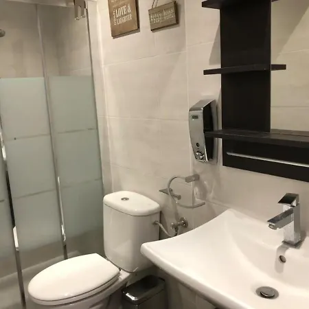 Comfortable Close To Bunkers Del Carmel! Apartment